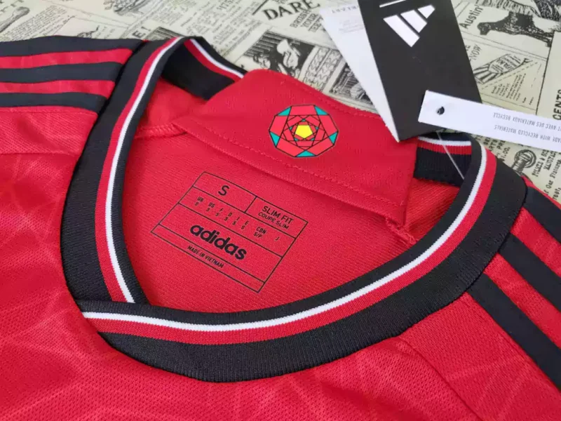 Camisa Manchester United - 23/24 Home - Image 4